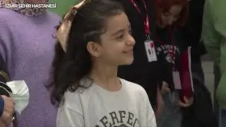 Doğuştan işitme azlığı yaşayan Ecrin ve Buğlem, Rondo 2 ile artık tüm sesleri duyabiliyor!