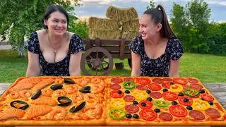 😯XXL PIZZA, 2 Meters Long! Giant Dinner for a Family Feast