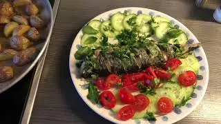 Рыбный ужин с запеченным картофелем