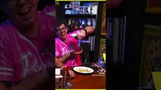 Eat up #draft #movie #film #food #foodtok #movietok #burger #cheeseburger #fyp