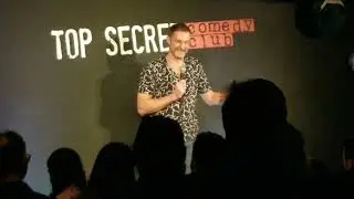 Leo Kearse at The Top Secret Comedy Club 20/03/2022