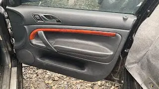 Снимаю Пр. Переднюю Карту Двери Skoda Superb 1 Как снять переднюю правую  карту двери?