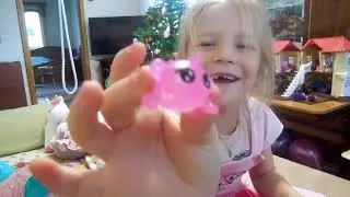 Соня и Лиза обозревают игрушки Rainbowcorns!