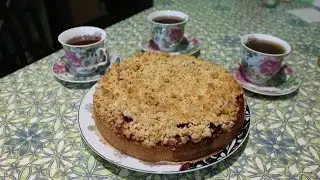 Пирог с фруктами и орехами