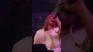 Heard this one’s been getting a lot of love on TikTok... #shorts #gracepotter #live
