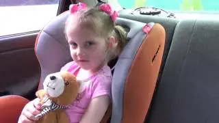 Алина приехала в Харьков в дельфинарий Немо