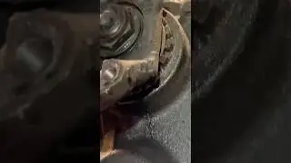 Input Shaft Nut Lose On Differential Cause Seal Failure.  Further Damage If Not Repaired.