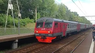 Электропоезд ЭД4М-0004 сообщением Ожерелье-Москва(Павелецкий-Вокзал).