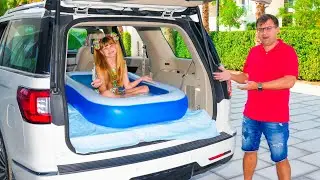 Petualangan Kolam Tiup Diana dan Oliver