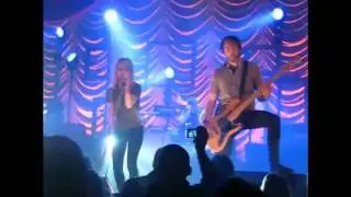 PARAMORE-Brand New Eyes TOUR,2009 [FULL PERFORMANCE]