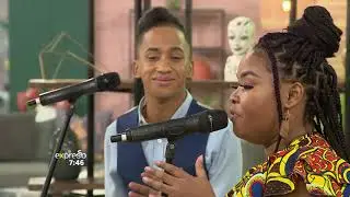 Music: Elwira Standili & Cheswyn Ray perform 