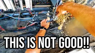 WATER DOES NOT BELONG THERE!! 😳