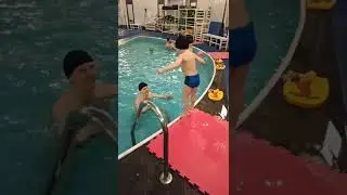 бассейн для детей / занятия в бассейне для детей / Fitness House детский бассейн