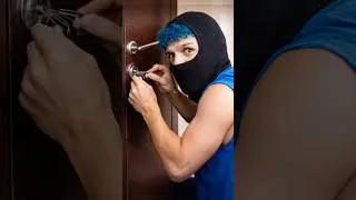 can you unlock a door with a bobbypin?