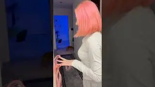 Tırnaklarımda saç var 😱 saçlar fermuara sıkıştıı !?!