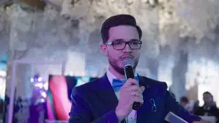 Ведущий мероприятий Вячеслав Грушин