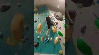 Bouldering - V4/6B Crimp (I hate crimps)