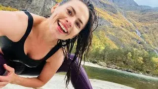 Hayley atwell swimming #19