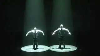 Dubstep robot dancers.flv