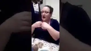 Геннадий, смотрите какого Кродила мы щас будем ебать!