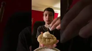My Favorite Crumbl Cookie!? (Food Review.)