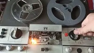 Катушечный магнитофон 