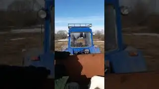 синий трактор едет к нам 🤣