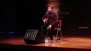 Gareth Dickson, dia 6 de Abril de 2019, no ciclo in-ti-mis-ta, no CAE Portalegre.