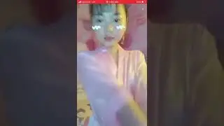 cewek bening pamer uting