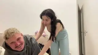 ЗАСУНУЛ РУКУ В Ж*ПУ ПО ЛОКОТЬ