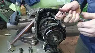 Разборка коробки Газель (не полная)