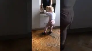 Васька на каблуках 😍👠 