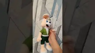 Заяц из мультфильма,,Ну погоди!,,  выглядит как в мультфильме