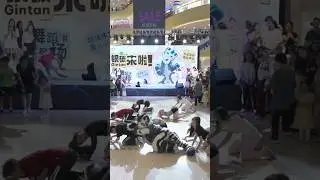 K-pop in public HWASA 'Maria' Gintan
