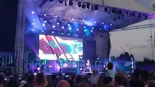 Hooligans fellépés Baján