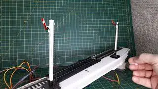 Improved servo controlled semaphore signal
