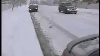 Гололед - на машине...