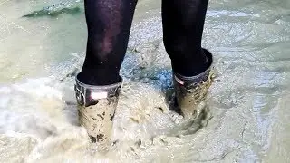 Hunter boots in mud 2 - Part 3
