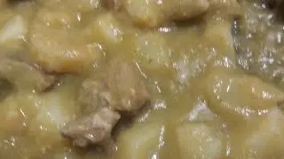 PLATANILLO DE RES CON PAPA EN SALSA VERDE