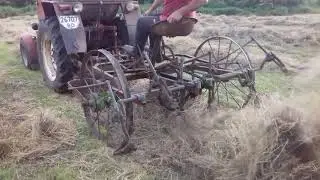 Необычная сеноворошилка.