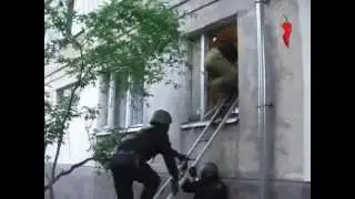 Штурм наркопритона