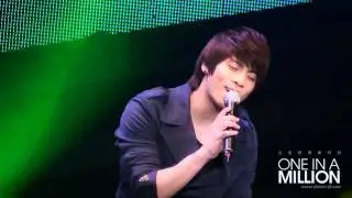 [fancam] 101107 SHINee jonghyun solo - Baby baby @ Taiwan fan party