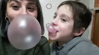 Blowing Bubble Gum Bubbles #500