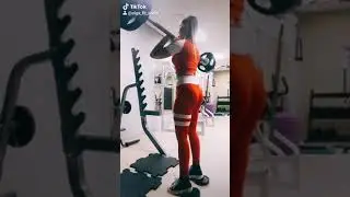 Присед со штангой перед собой