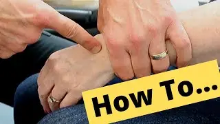 🤷‍♂️How I adjust the wrist **Chiropractic Secrets**