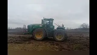 Засадили по самые помидоры))) джон дир 8310 и на помощь джон дир 9430
