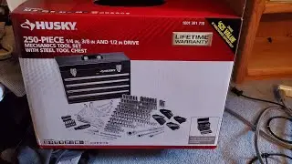 Husky 250 peice tool set and metal box unboxing