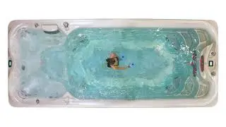 Jacuzzi® Swim Spa - How to Exercise With Water Dumbbells