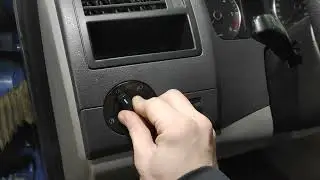 How to remove light switch on VW T5