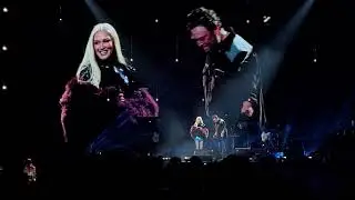 Nobody But You by Blake Shelton & Gwen Stefani live in Edmonton, AB 2024